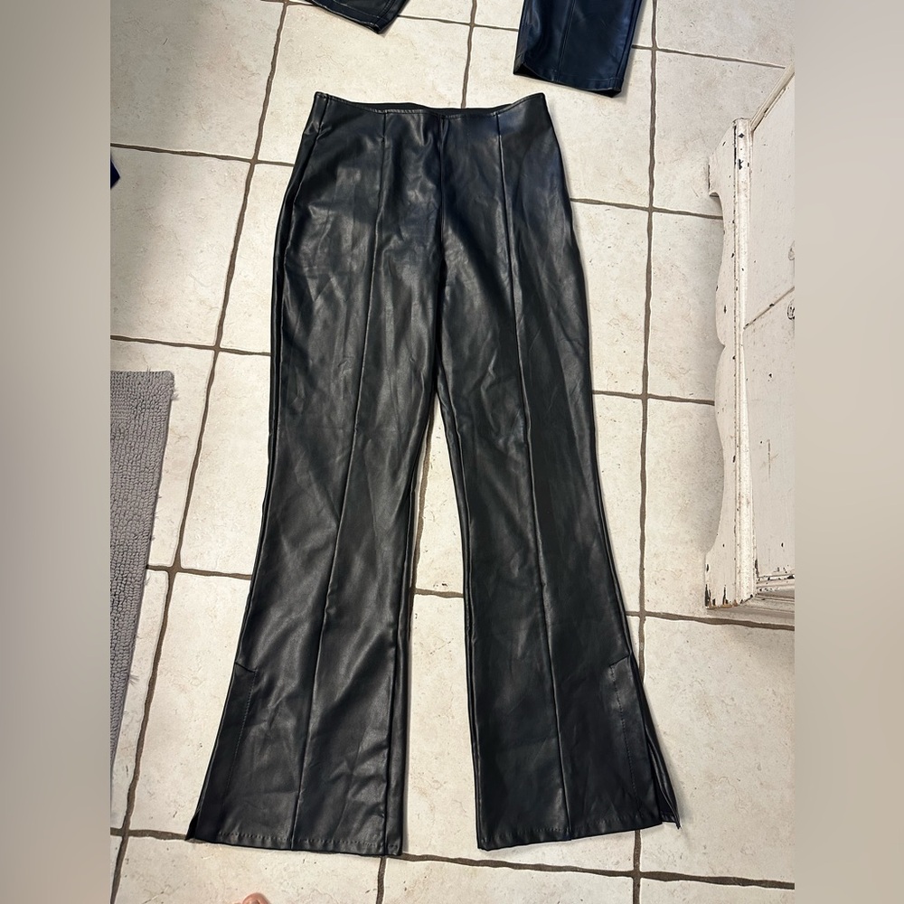 Abercrombie & Fitch Black Flare Leather Pants women’s size large
